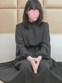 18岁素人早苗自拍私密无码性爱，阴道内射大喷水