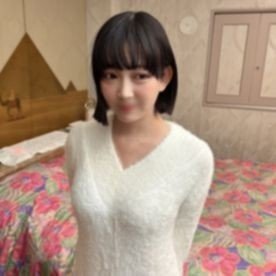 Jeune Beauté Curative de 18 Ans Expérimentée: Mignonne Obscène Petite Non Censurée