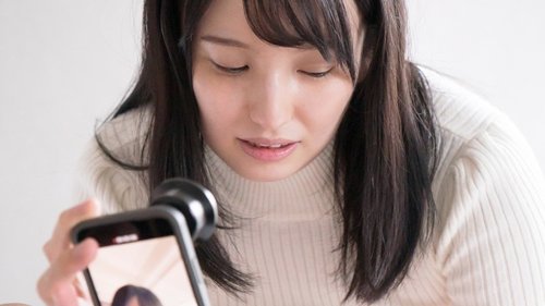 Wanita Berbaju Rajutan Tanpa Bra: Model Amatur Nazuna